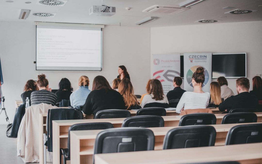 Project Management and Monitoring in Clinical Drug Trials | April 2022